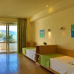 Akrotiri & - Adult Friendly