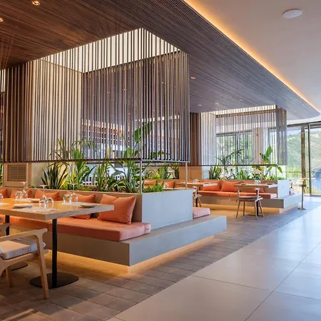 Akrotiri & - Adult Friendly