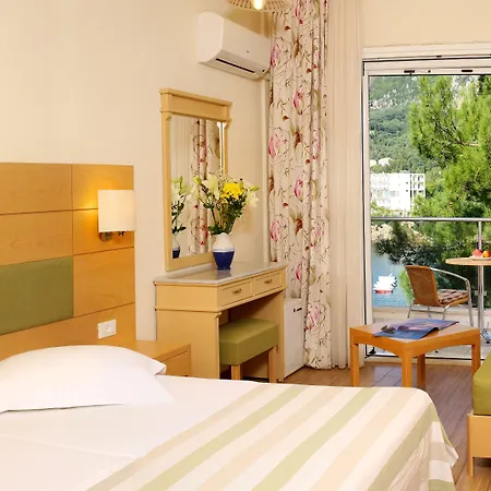 Akrotiri & - Adult Friendly Hotel Palaiokastritsa
