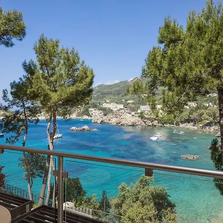 Akrotiri & - Adult Friendly