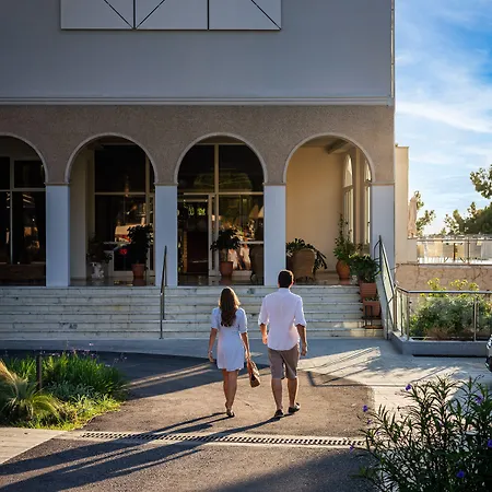 Akrotiri & - Adult Friendly Hotel Palaiokastritsa