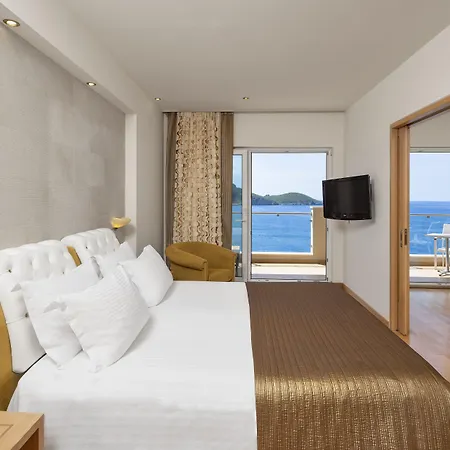 Hotel Akrotiri & - Adult Friendly