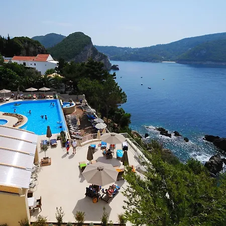 Akrotiri & - Adult Friendly Hotel