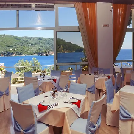 Akrotiri - Adult Friendly 5* Paleokastritsa