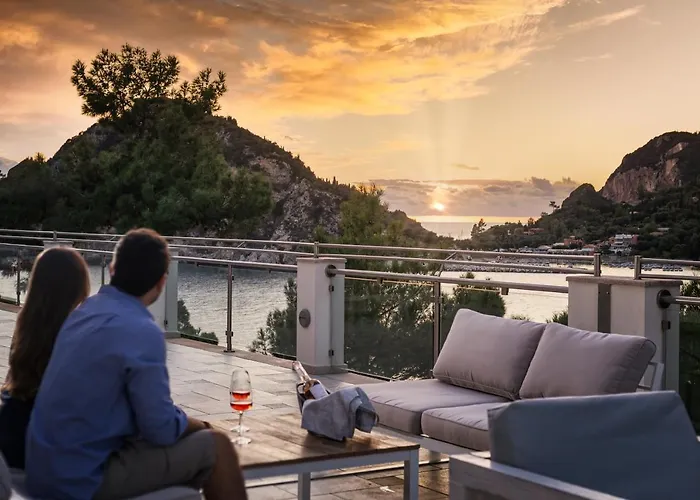 Akrotiri & - Adult Friendly