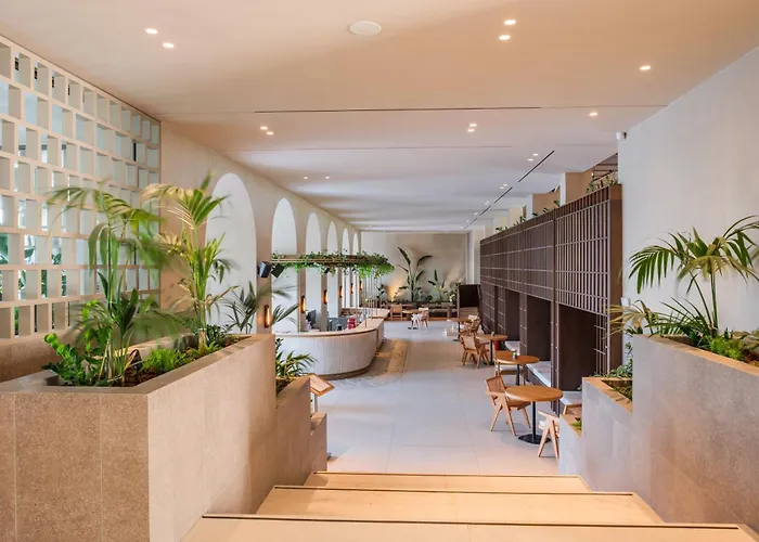 Akrotiri & - Adult Friendly 5* Paleokastritsa