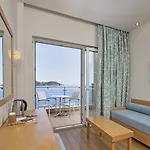 Akrotiri & - Adult Friendly فندق