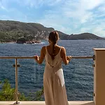 Akrotiri & - Adult Friendly