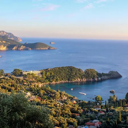 מלון Akrotiri & - Adult Friendly